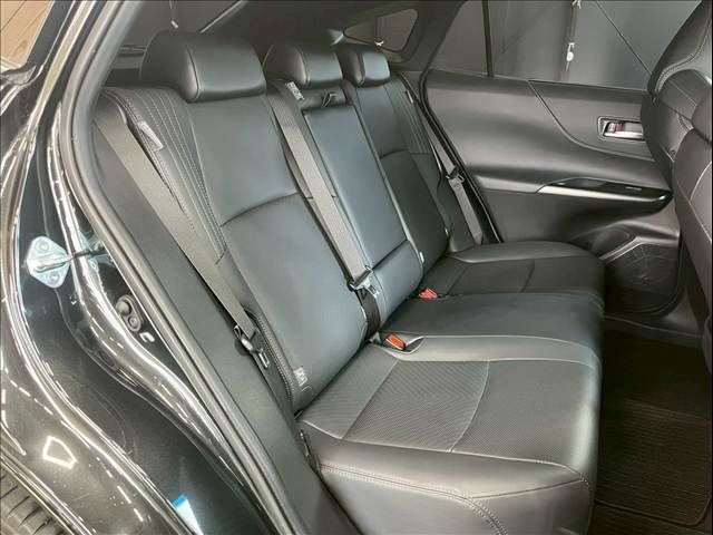 ハリアーZ “Leather Package” 内装他