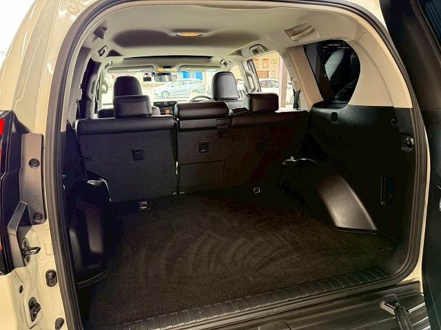 トヨタ ランドクルーザープラドの画像13
