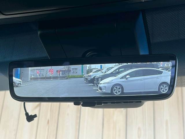 トヨタ ヴェルファイアの画像8