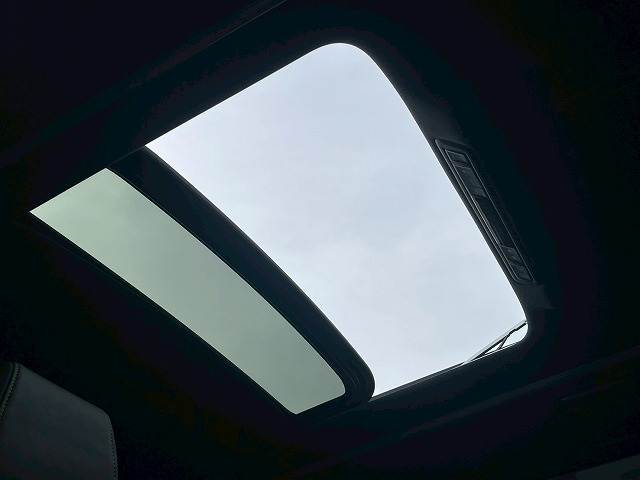 トヨタ ヴェルファイアの画像9