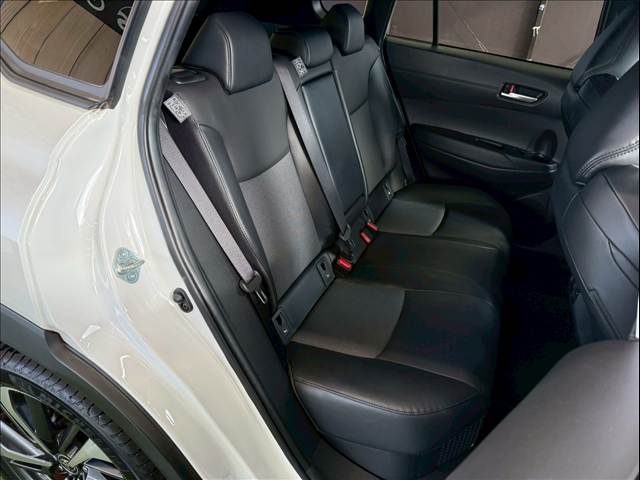 カローラクロスHYBRID Z 内装他