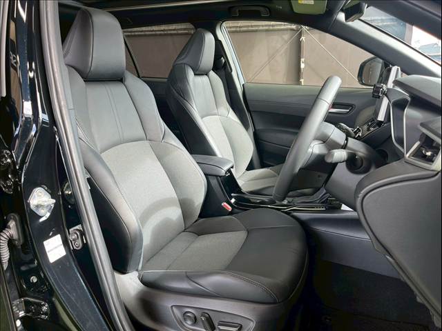 カローラクロスHYBRID Z 内装他