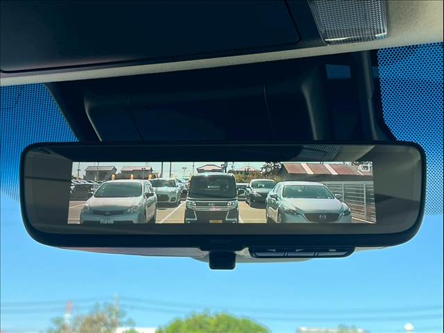 トヨタ アルファードハイブリッドの画像12