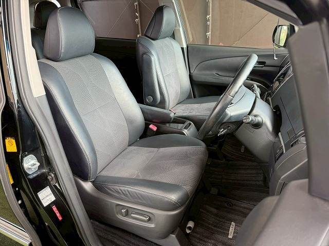 トヨタ エスティマの画像5