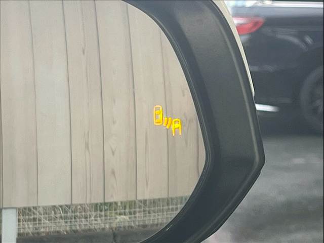 トヨタ アルファードの画像10