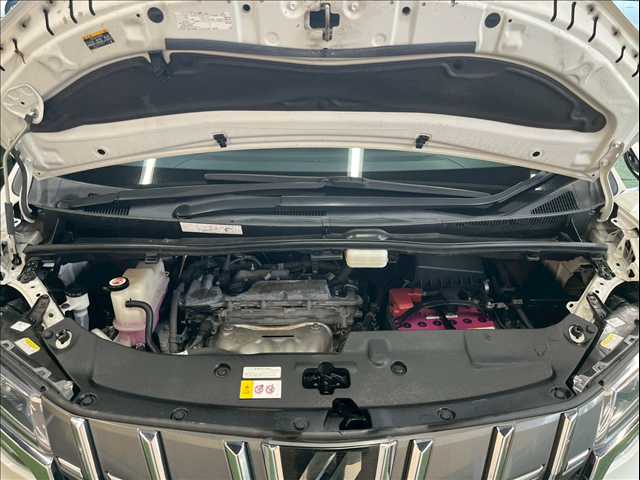 トヨタ アルファードの画像18