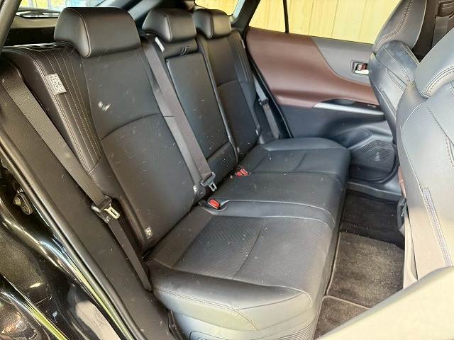ハリアーハイブリッドZ “Leather Package” 内装他