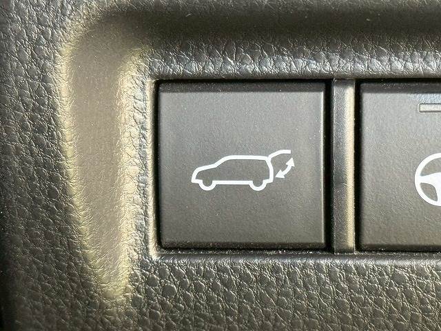 トヨタ ハリアーハイブリッドの画像12