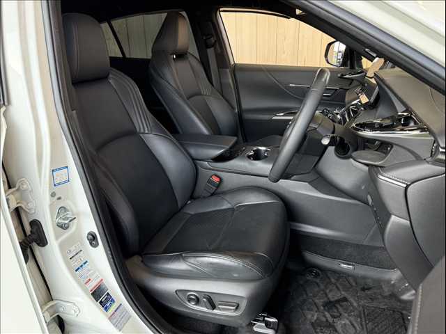 ハリアーハイブリッドZ “Leather Package” 内装他