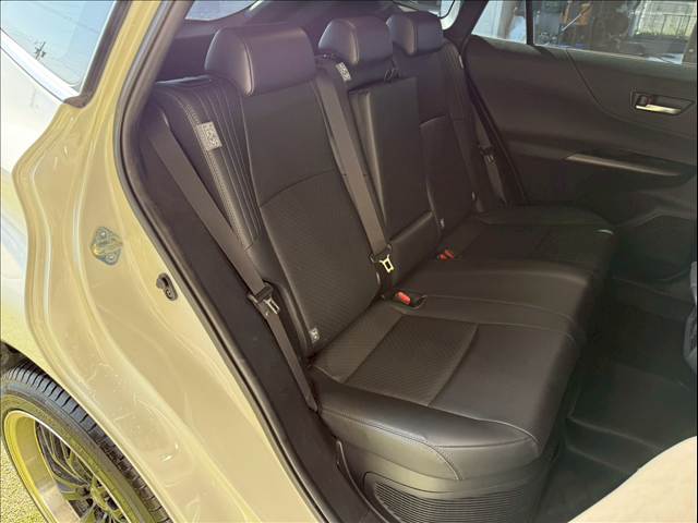 ハリアーハイブリッドZ “Leather Package” 内装他