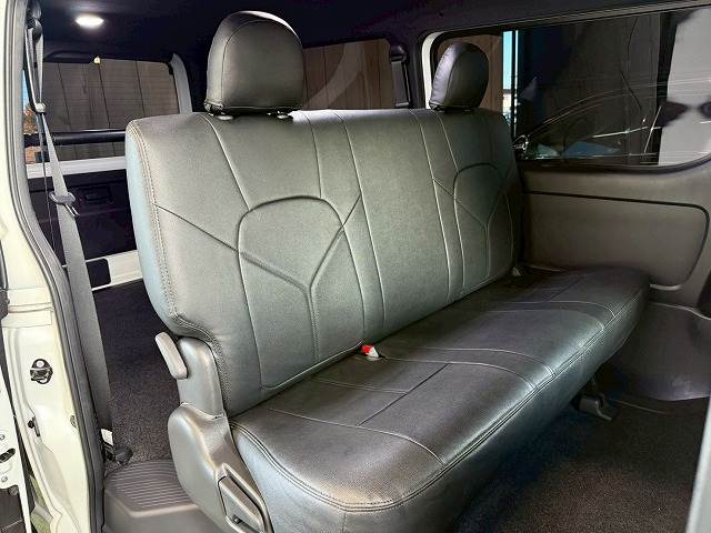トヨタ ハイエースバンロングボディの画像6