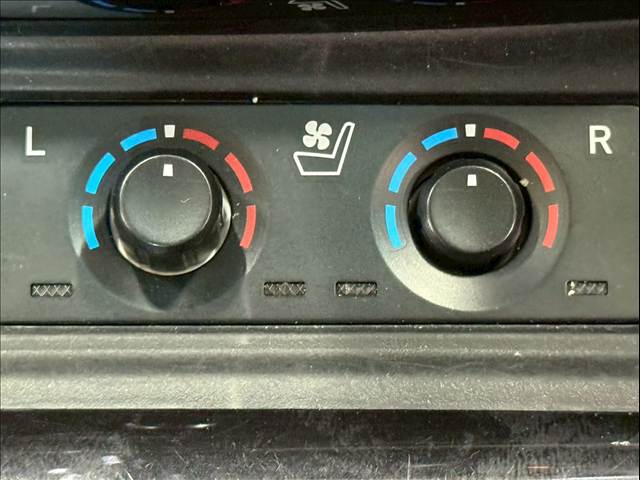 トヨタ アルファードの画像12