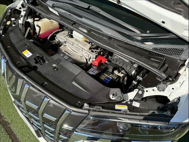 トヨタ アルファードの画像18