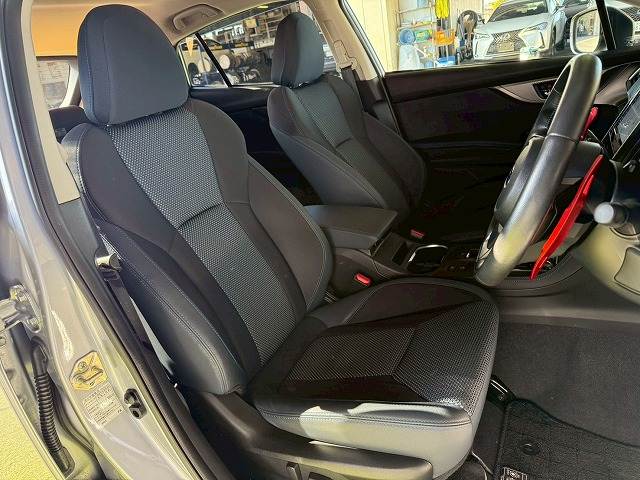 XVハイブリッド Advance 内装他