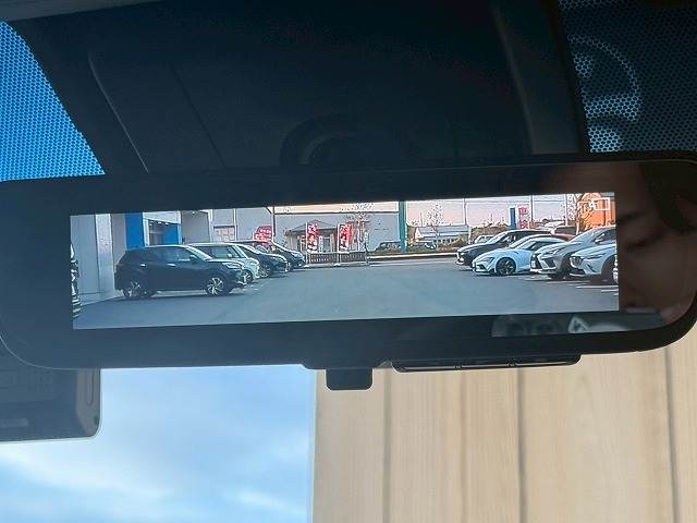 トヨタ アルファードの画像11