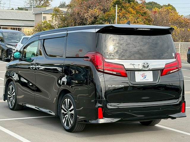 トヨタ アルファードの画像16