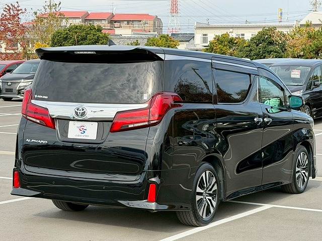 トヨタ アルファードの画像17