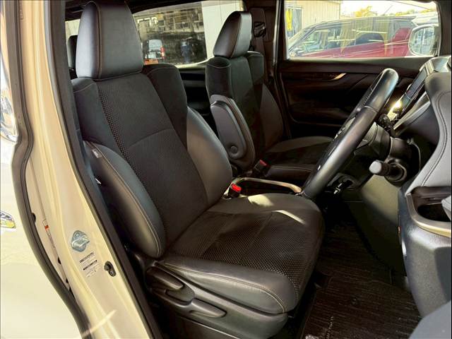 アルファードS“TYPE GOLDII” 内装他