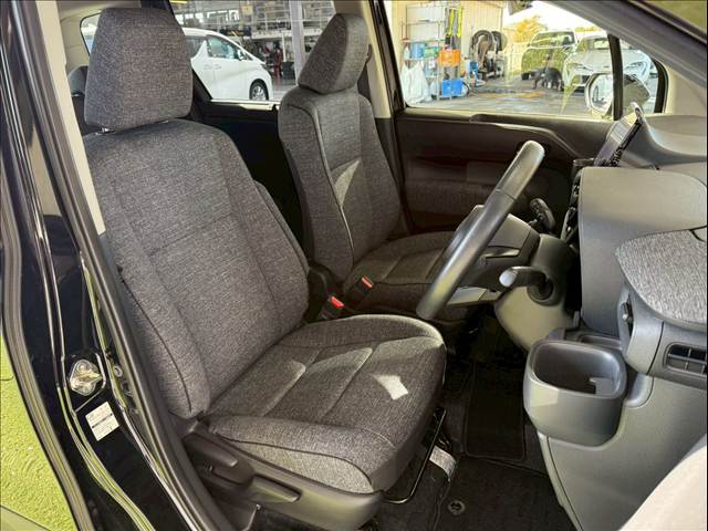 シエンタハイブリッドZ 内装他