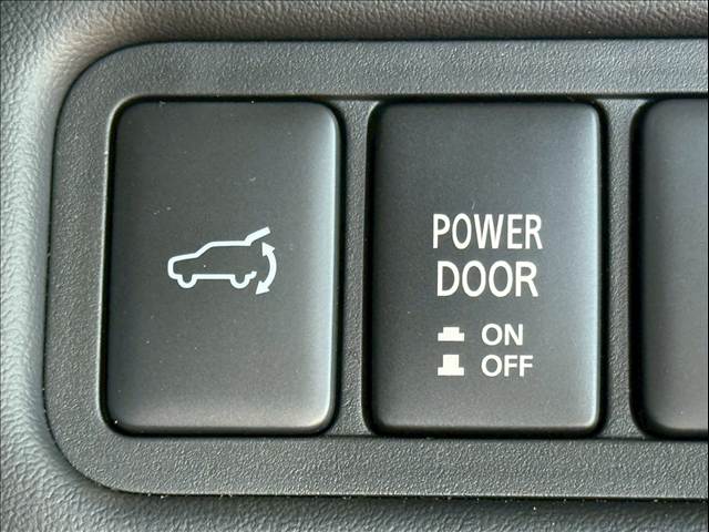 三菱&nbsp;デリカD5の画像9