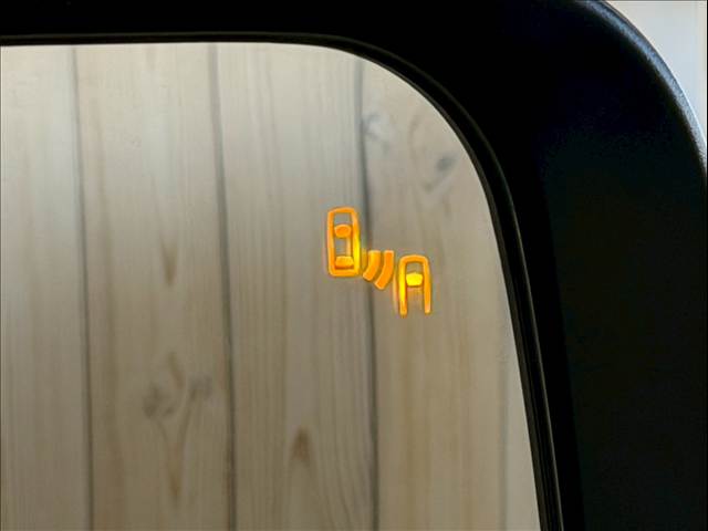 三菱&nbsp;デリカD5の画像12