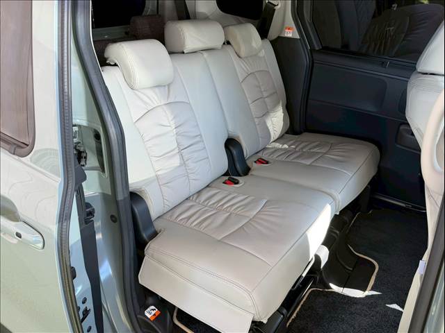 シエンタハイブリッドZ 内装他