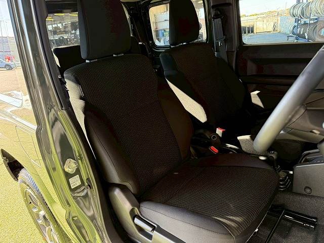 ジムニーXC 内装他