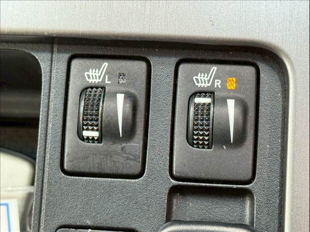 トヨタ&nbsp;ランドクルーザープラドの画像10