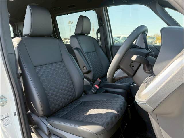 トヨタ&nbsp;ヴォクシーの画像5