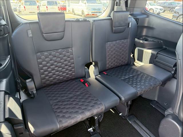 トヨタ&nbsp;ヴォクシーの画像7