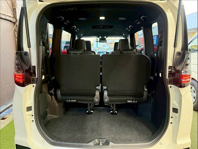 トヨタ&nbsp;ヴォクシーの画像13