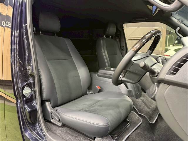 トヨタ&nbsp;ハイエースバンロングボディの画像5