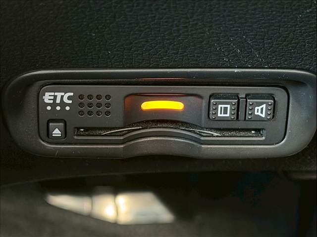 ホンダ&nbsp;ヴェゼルハイブリッドの画像12