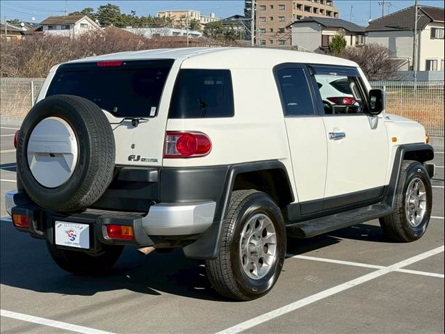 トヨタ&nbsp;FJクルーザーの画像17