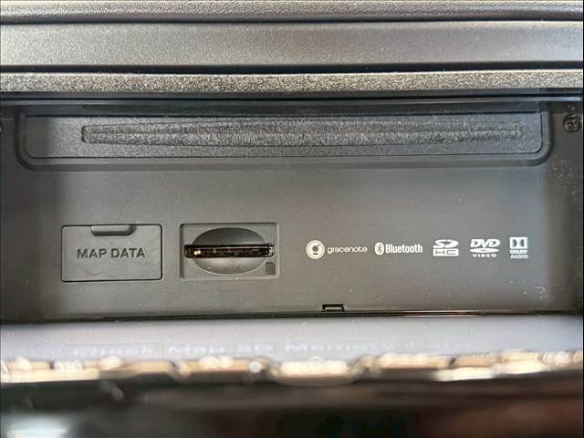 ホンダ ヴェゼルハイブリッドの画像3