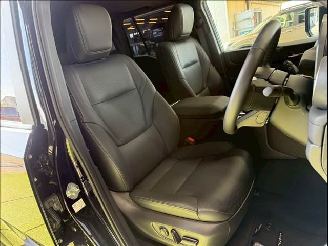 ランドクルーザー250VX 内装他