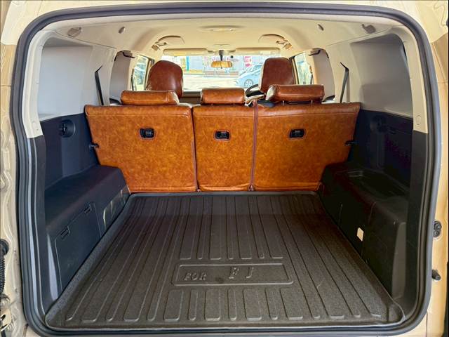 トヨタ&nbsp;FJクルーザーの画像13