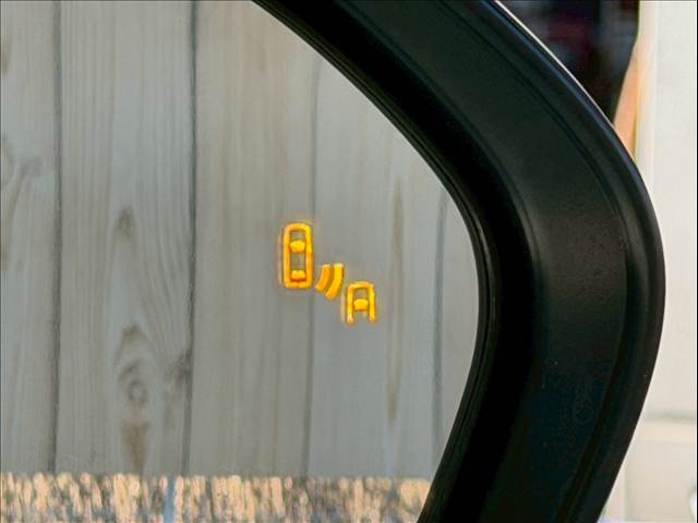 トヨタ&nbsp;C-HRの画像9