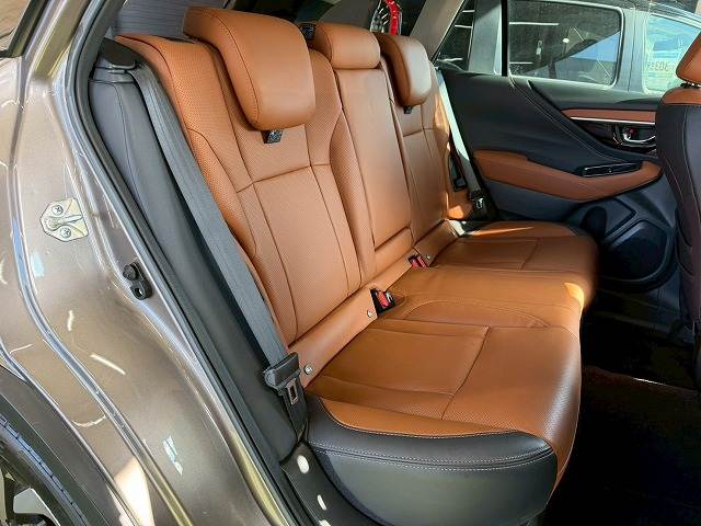 スバル レガシィアウトバックの画像6