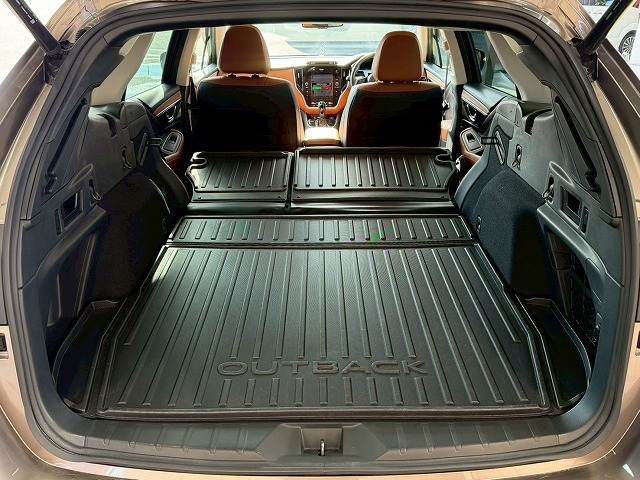 スバル レガシィアウトバックの画像13