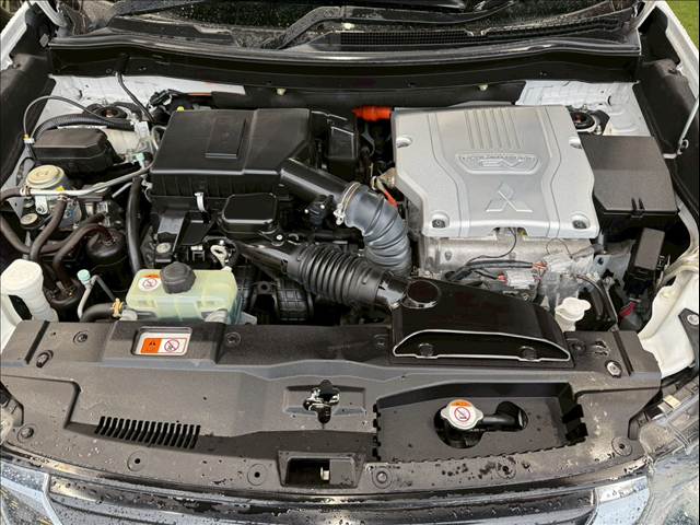 三菱&nbsp;アウトランダーPHEVの画像18