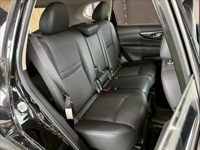 エクストレイル20Xi 内装他