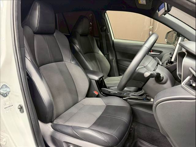 カローラクロスHYBRID Z 内装他