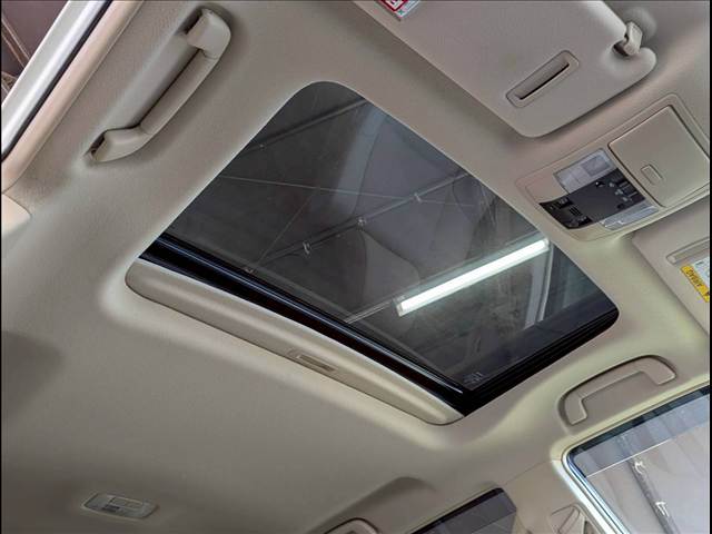 トヨタ&nbsp;ランドクルーザープラドの画像8