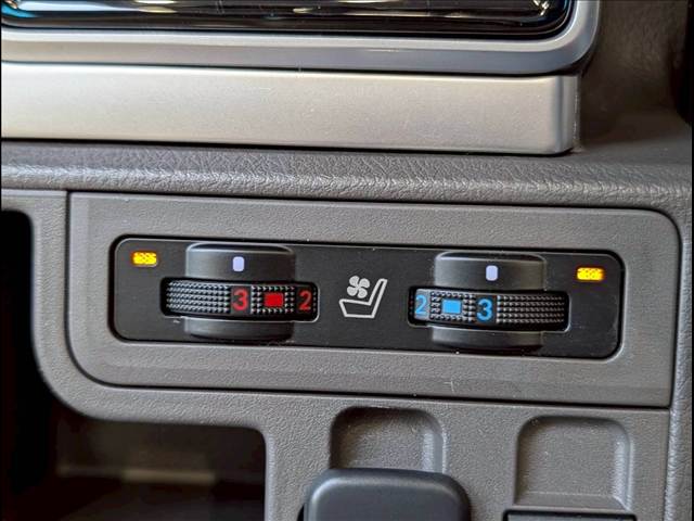 トヨタ&nbsp;ランドクルーザープラドの画像10