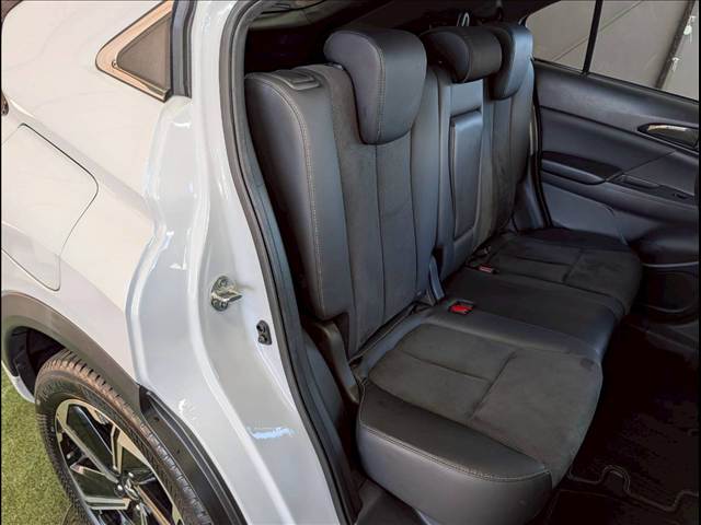 三菱&nbsp;エクリプスクロスPHEVの画像6