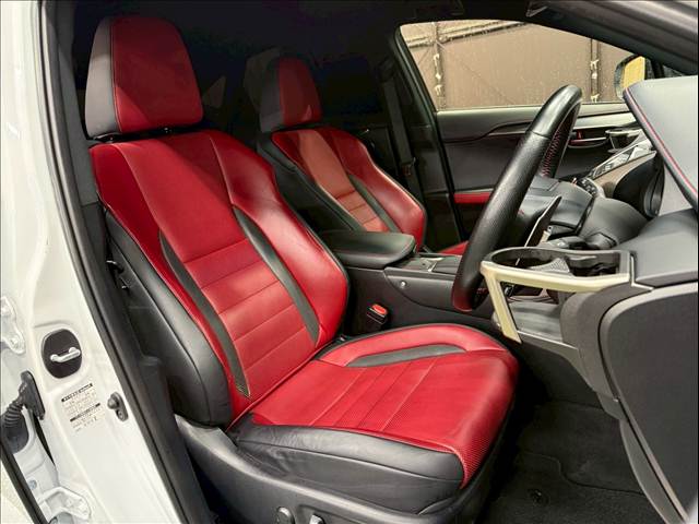 NXNX300h “F SPORT” 内装他