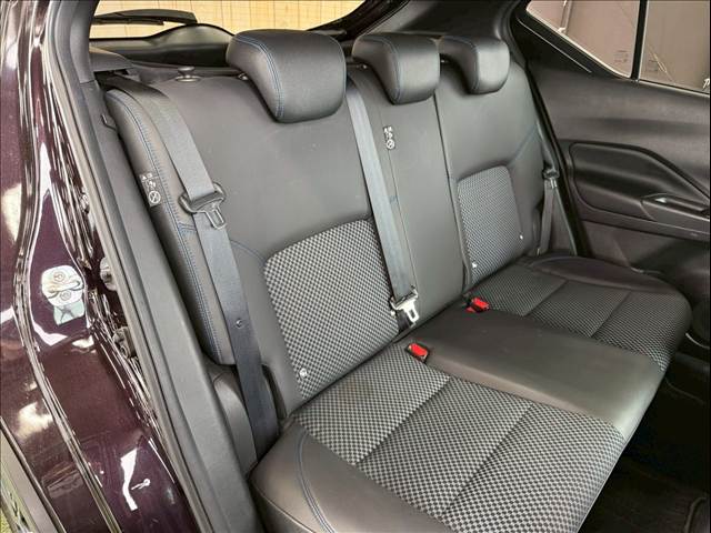 キックスX 内装他