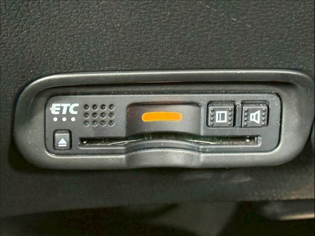 ホンダ ヴェゼルハイブリッドの画像12