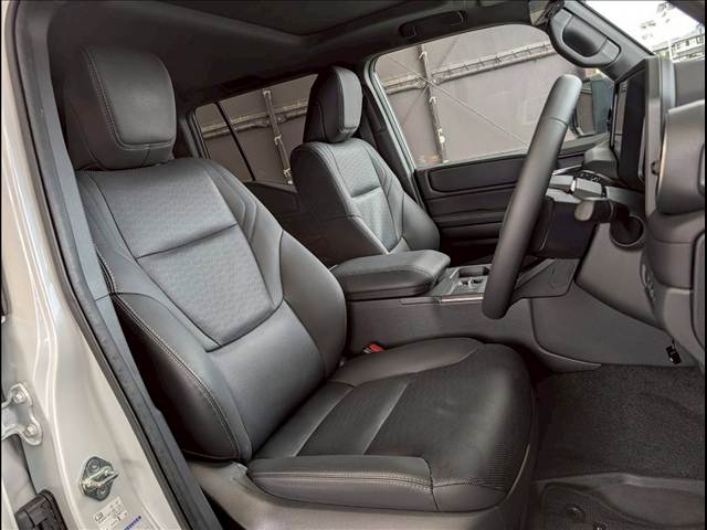 ランドクルーザー250☆VX 内装他